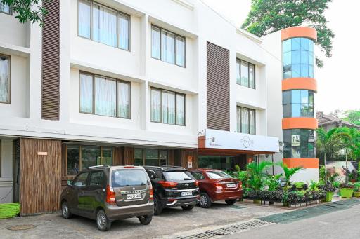 Citrus Hotel Lonavala - Housity