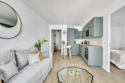 Superbe appartement avec balcon et parking proche Paris - Housity