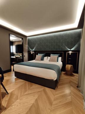 IBIZA ROOMs - Hizvo