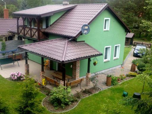 domek nad jeziorem - Housity