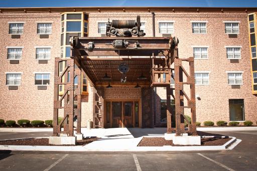 Ironworks Hotel - Housity