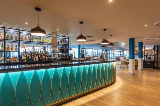 Holiday Inn Oxford, an IHG Hotel - Housity