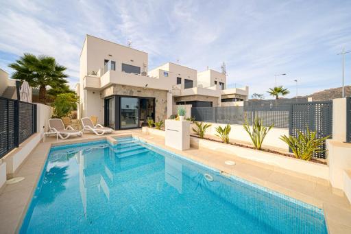 Villa Serena - Housity