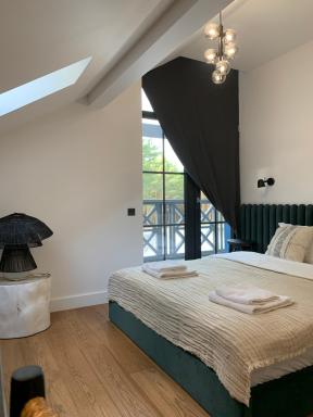 Sangrita Nida ADULTS ONLY - Housity