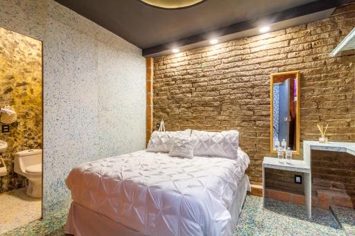 AKASHA ● Ecohost & Walking distance to downtown - Housity