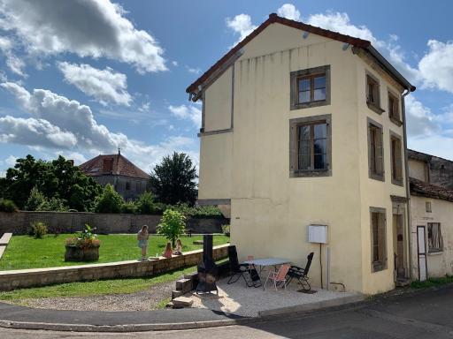 Petit Chateau Melay - Housity