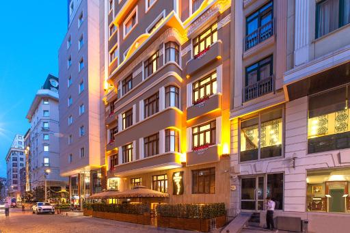 Ferman Hilal Hotel-Special Category - Housity