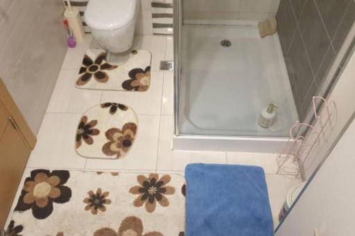Lovely Large 3 Bedroom Rental Unit in Vadiyaka - Housity