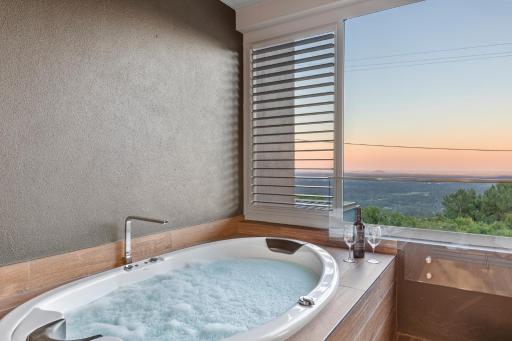 Altitude On Montville - Housity