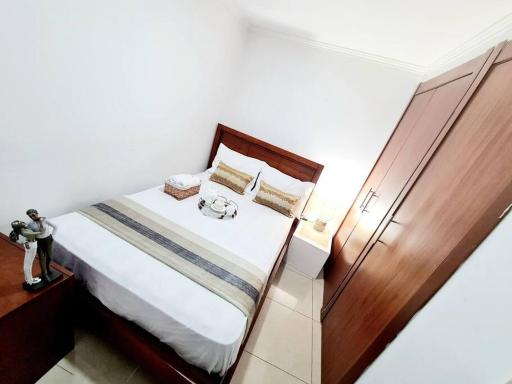 Ecusuites Family Depto Resort Riverfront Gye - Housity