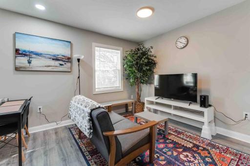 Refreshing 2-Bedroom Home in Central Hopewell - Housity