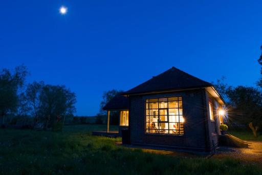 The Pump House, impressive style, in a meadow, by a bubbling brook, unique - Housity