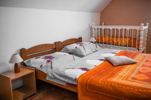 Chalupa Bartoš - Housity