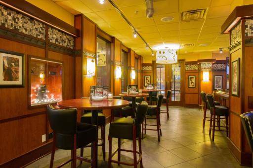 Holiday Inn O'Hare Area, an IHG Hotel - Housity