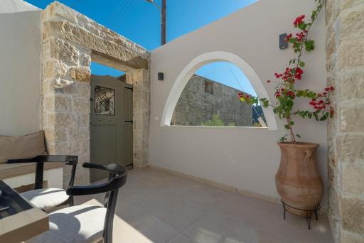Stonehouse South Crete - Housity