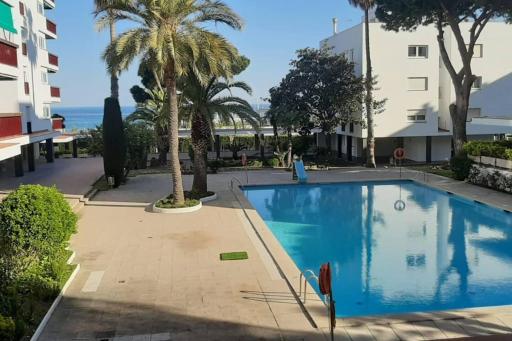 Stunning 3-Bed House in Sant Andreu de llavaneres - Housity