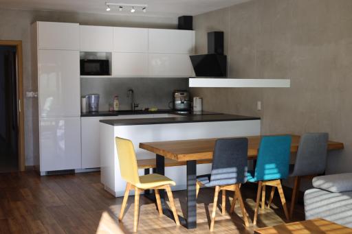 Veritas House - Housity