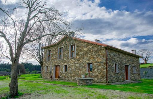 Casa Busto - Housity