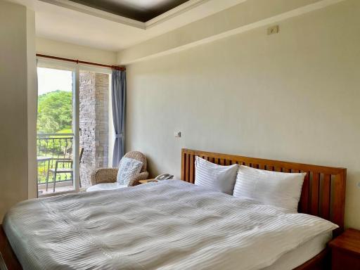 Mamalulu Hostel - Housity