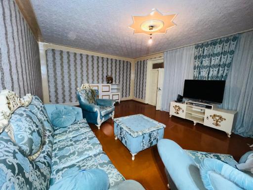 Esmiralda’s ge - Housity