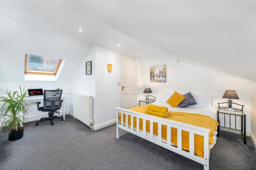 Liquorice Suite - Housity