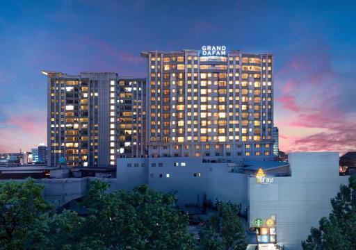 Grand Dafam Braga Bandung - Hizvo