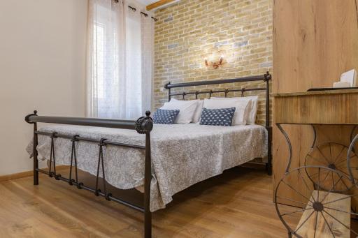 CONSTANTIN OLD TOWN STUDIOS - Housity