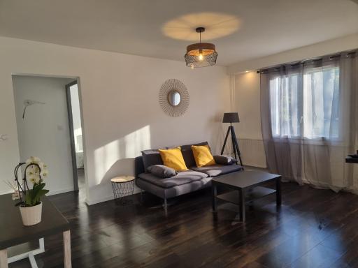 LE PETIT MÉAS superbe appartement au calme. - Housity
