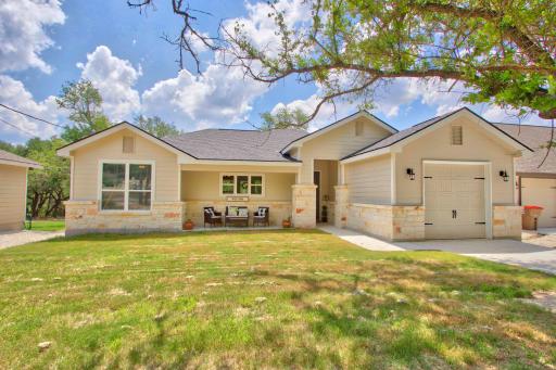 Lemon Drop on the Creek - Housity
