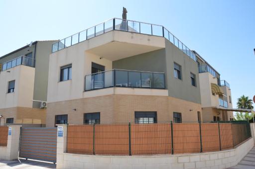 Beautiful house at Daimus Beach - Housity