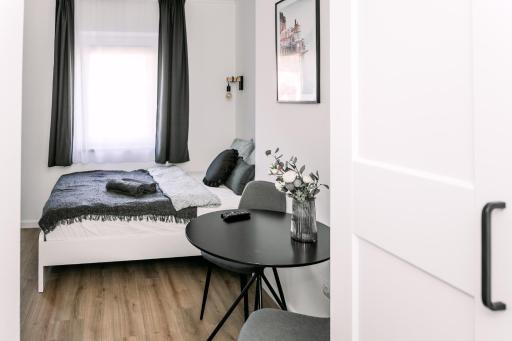 B15 - Wood&Black Apartman - Housity