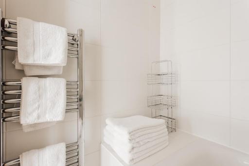 Holiday home near train station - Housity