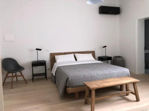 whiterooms - Housity
