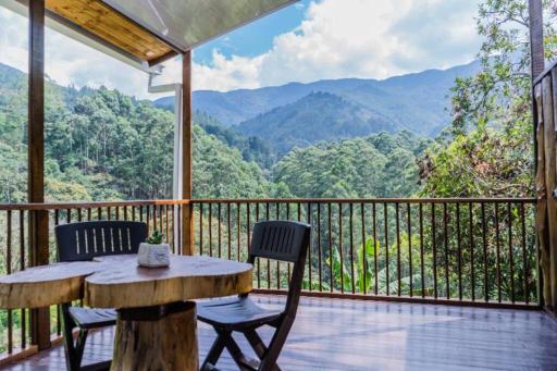 Cabaña campestre cerca a Ecoparque El Salado, Envigado. - Housity