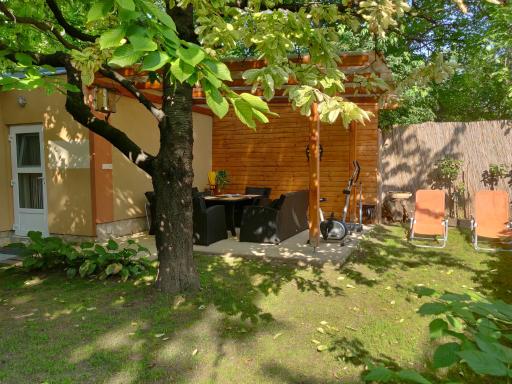 Cseresznyés apartman - Housity