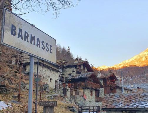 CHALET DI MONTAGNA, Valtournenche-Cervinia - Housity