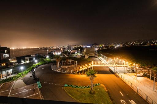 Jeju the sky and the earth - Housity