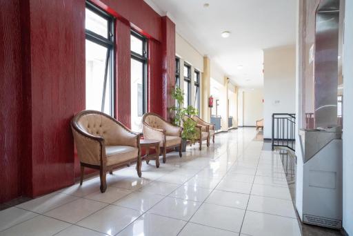 Urbanview Hotel de Kopen Malang by RedDoorz - Housity