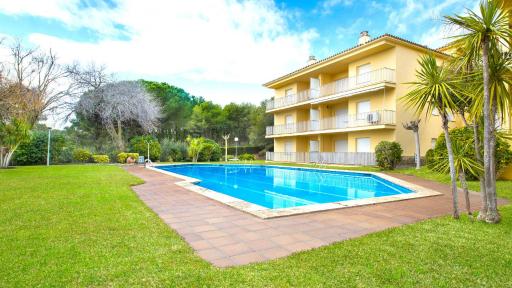 Cen A-1 - Llafranc - Housity