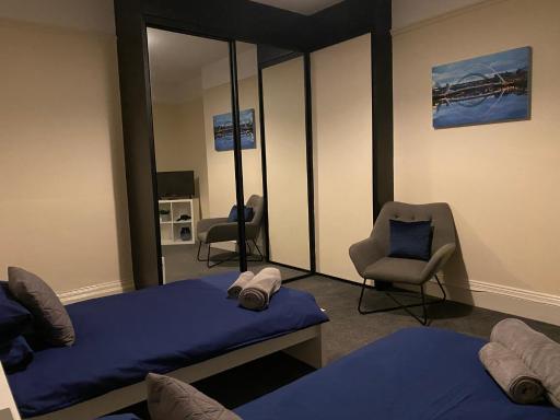 Town centre stay Northumberland FREE WIFI AND CLOSE TO BEACH - Housity