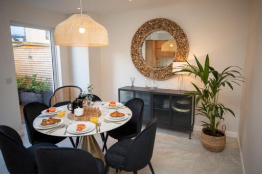 No 1 The Turret - Housity