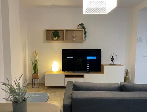 UIM Mediterraneo PB Felipe 2 Wifi - Housity
