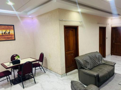 HIDE PALACE - Housity