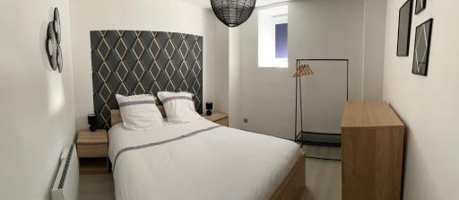 Résidence avec un T3 un T2 et un STUDIO en Centre Ville d Argeles-Gazost - Housity