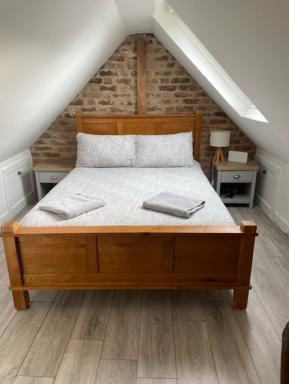 The Attic Suite Selsey - Housity