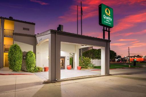 Quality Inn Tulsa Central - Housity