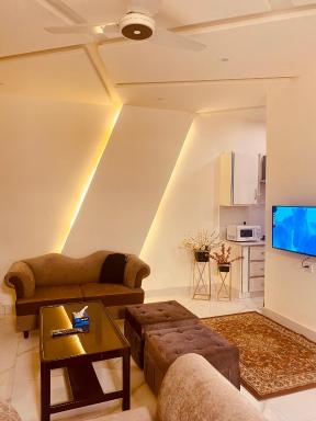 Fully Serviced 2 BR Independent Portion In Wapda City - Housity