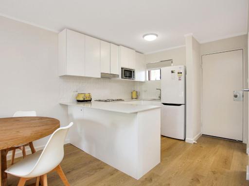 Providence Apartment 5 - Housity