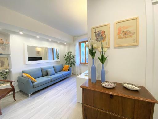 CASA STELLA- a due passi dal corso di Siena - Housity
