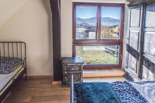 WYSPA KONI - urocze gospodarstwo agroturystyczne - Housity